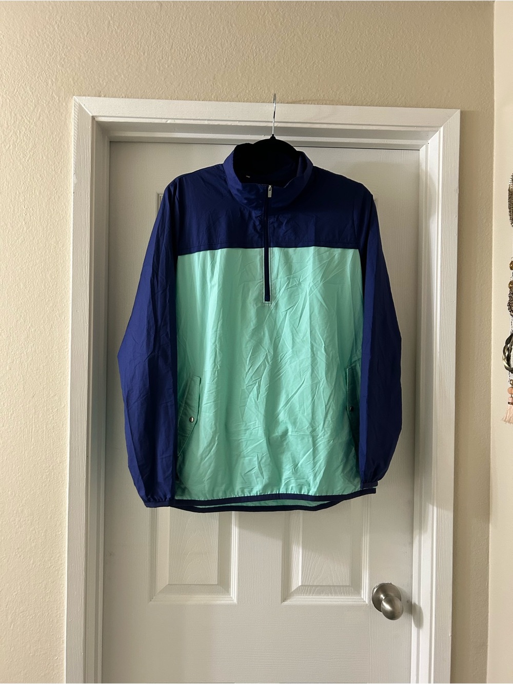 Women’s Two-Tone Windbreaker Jacket - Navy & Mint